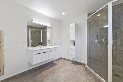 Photo of property in 239 Cannon Hill Crescent, Mount Pleasant, Christchurch, 8081