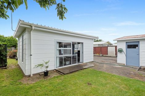 Photo of property in 21 Fuchsia Avenue, Pukete, Hamilton, 3200