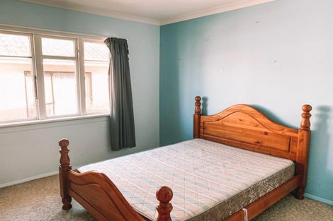 Photo of property in 116 Oakwood Avenue, Balaclava, Dunedin, 9011