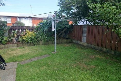 Photo of property in 3/58 Paynters Avenue, Strandon, New Plymouth, 4312