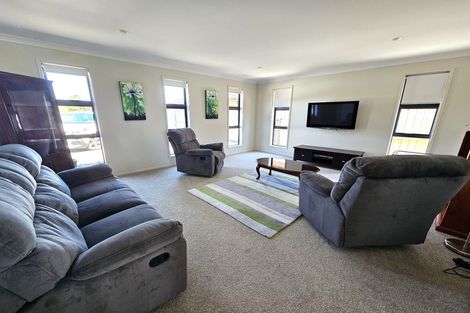 Photo of property in 12 Tatahi Cove, Papamoa Beach, Papamoa, 3118