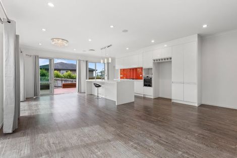 Photo of property in 6 Sauvignon Avenue, Ranui, Auckland, 0612