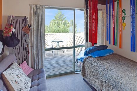 Photo of property in 12 Ahuriri Drive, Omarama, 9412