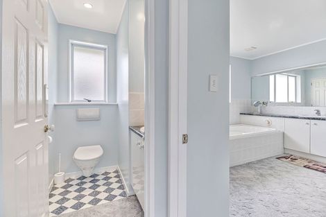 Photo of property in 10 Tytus Place, Conifer Grove, Takanini, 2112