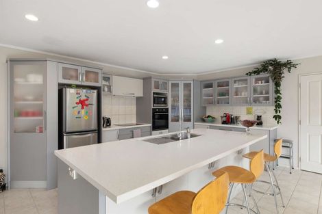 Photo of property in 8 Awaroa Stream Drive, Waiuku, 2123