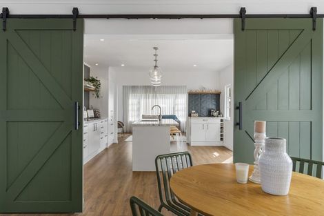 Photo of property in 110 Everitt Crescent, Whangamata, 3620