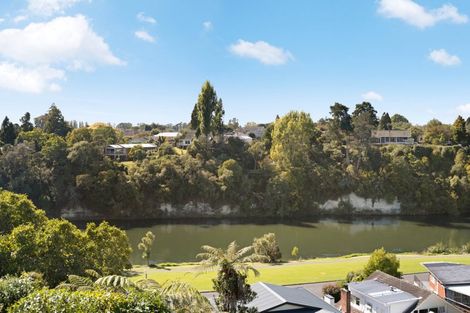 Photo of property in 4/100 Beerescourt Road, Beerescourt, Hamilton, 3200