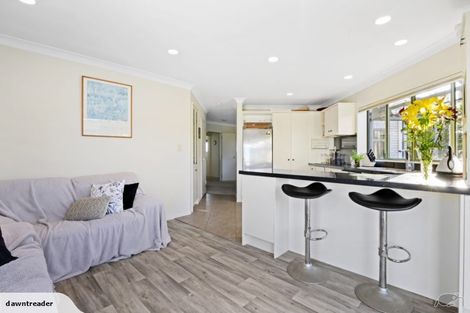 Photo of property in 3/89 Litten Road, Cockle Bay, Auckland, 2014