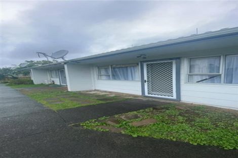 Photo of property in 1 Kenton Lane, Mangere, Auckland, 2022