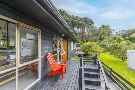 Photo of property in 19 Renown Road, Raumati South, Paraparaumu, 5032