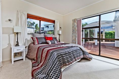 Photo of property in 465 Beach Road, Murrays Bay, Auckland, 0630