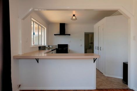 Photo of property in 166 Queen Street West, Levin, 5510