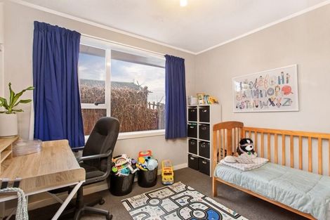 Photo of property in 8 Saffron Street, Bryndwr, Christchurch, 8053