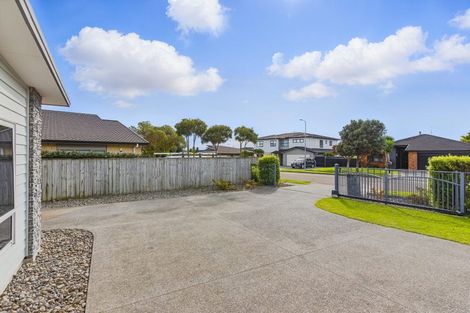 Photo of property in 48 Kotuku Drive, Paraparaumu Beach, Paraparaumu, 5032