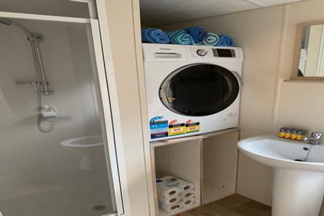 Photo of property in 36 Hamilton Drive, Waiuku, 2123