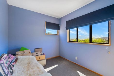 Photo of property in 8 Kentallen Terrace, Hillsborough, Christchurch, 8022