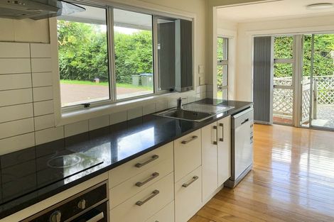 Photo of property in 2/1280 New North Road, Avondale, Auckland, 1026