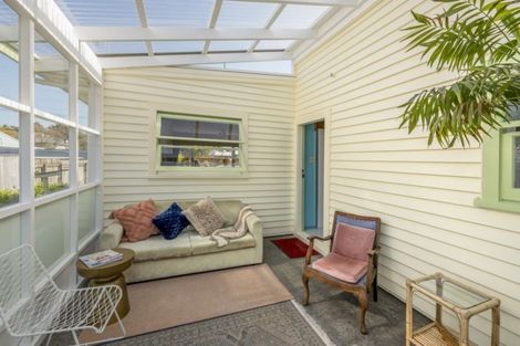 Photo of property in 25 Donovan Road, Paraparaumu Beach, Paraparaumu, 5032