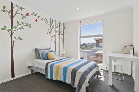 Photo of property in 4 Kittyhawk Lane, Hobsonville, Auckland, 0616