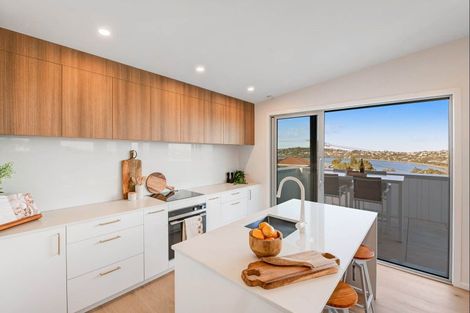 Photo of property in 23a Monyash Road, Manly, Whangaparaoa, 0930