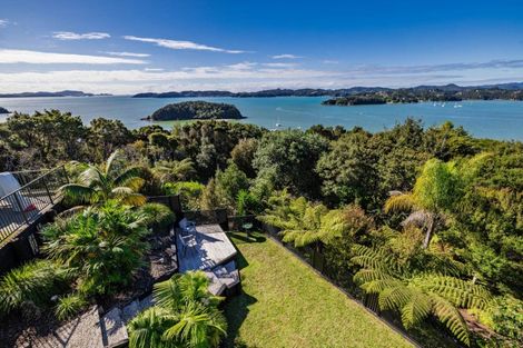 Photo of property in 27 Sullivans Road, Paihia, 0200