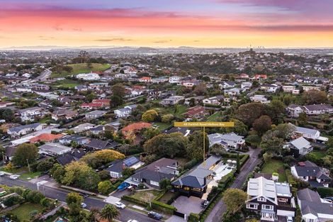 Photo of property in 48 Parkhill Road, Mellons Bay, Auckland, 2014