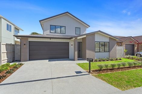Photo of property in 77 Pepene Avenue, Takanini, Auckland, 2112