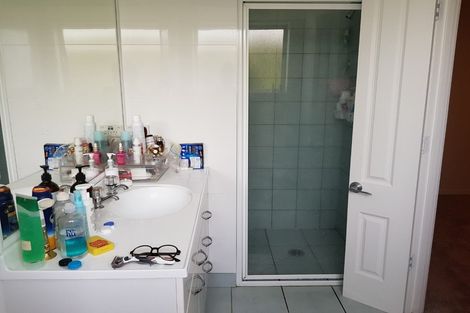 Photo of property in 42 Rathmar Drive, Manurewa, Auckland, 2105