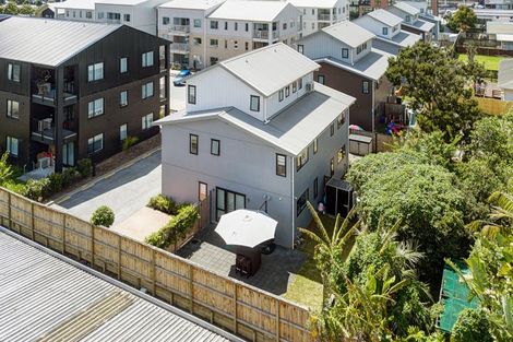 Photo of property in 26 Eileen Newey Place, Henderson, Auckland, 0612