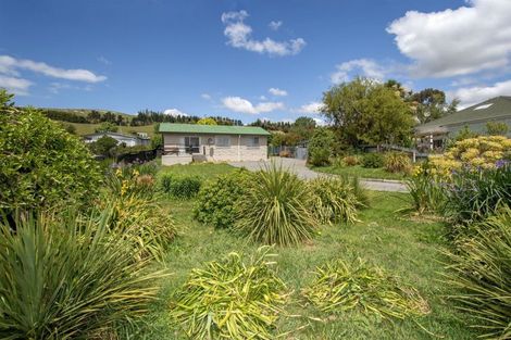 Photo of property in 109 Princes Street, Waikari, 7420