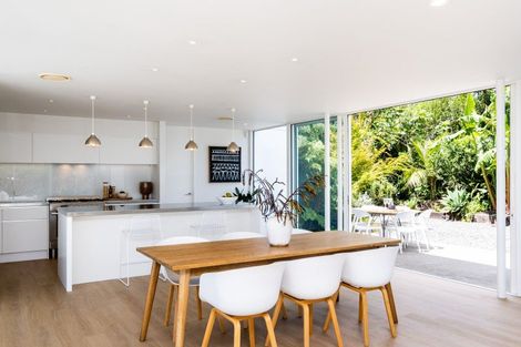 Photo of property in 55 Tuki Tuki Hills Road, Haumoana, 4180