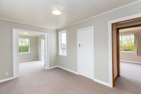 Photo of property in 42 Jellicoe Street, Greytown, 5712