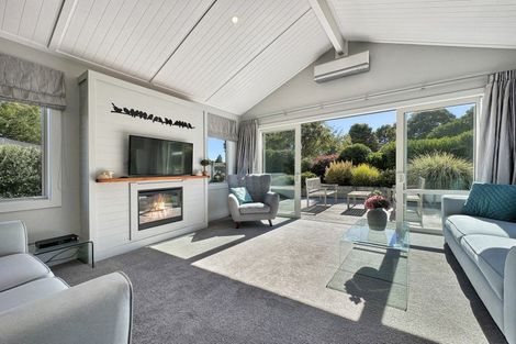 Photo of property in 113 Kenrigg Road, Kinloch, Taupo, 3377