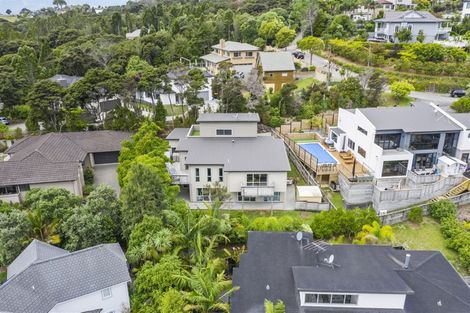 Photo of property in 10 Treetops Way, Bayview, Auckland, 0629