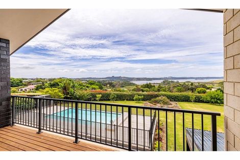 Photo of property in 8 Heron Hill, Kerikeri, 0230