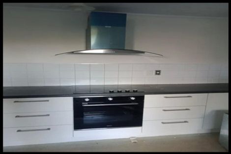 Photo of property in 15 Verran Road, Birkenhead, Auckland, 0626