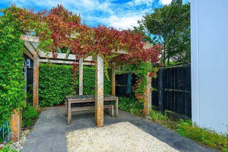 Photo of property in 2/180 Peterborough Street, Christchurch Central, Christchurch, 8013