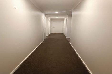 Photo of property in 90 Johnstone Drive, Fitzherbert, Palmerston North, 4410