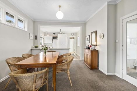 Photo of property in 154 Rongotai Road, Kilbirnie, Wellington, 6022