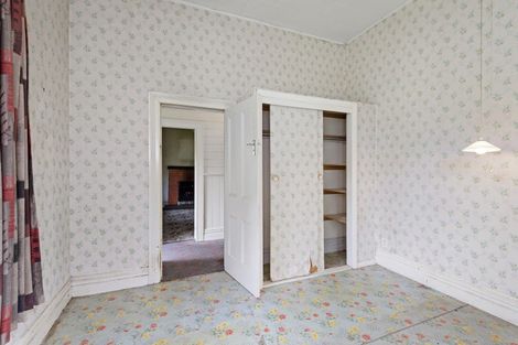 Photo of property in 8 Davison Road, Rotherham, 7379