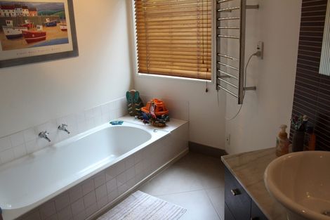 Photo of property in 61a Howe Street, Howick, Auckland, 2014