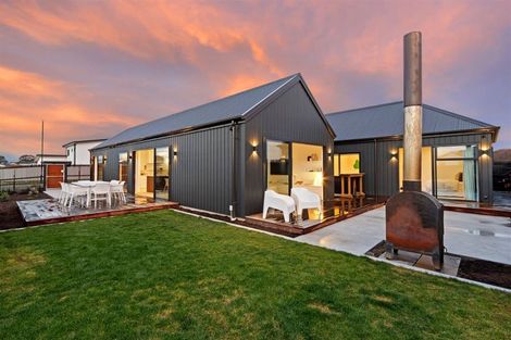 Photo of property in 22 Timara Crescent, Marshland, Christchurch, 8083