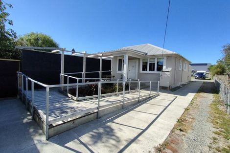 Photo of property in 15 Queen Street, Winton, 9720