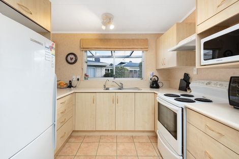 Photo of property in 96b Ngatai Road, Otumoetai, Tauranga, 3110