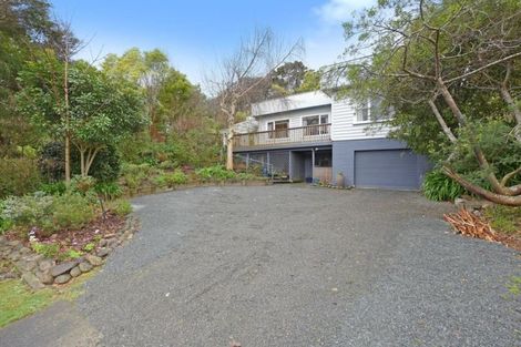 Photo of property in 3 Blue Mountains Road, Silverstream, Upper Hutt, 5019