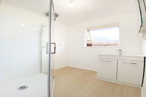 Photo of property in 59 Casuarina Road, Half Moon Bay, Auckland, 2012