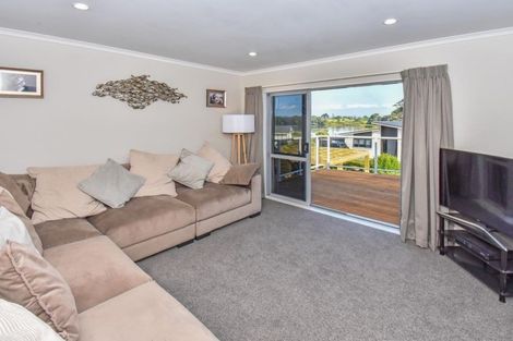 Photo of property in 7 Goble Road, Clarks Beach, Pukekohe, 2679