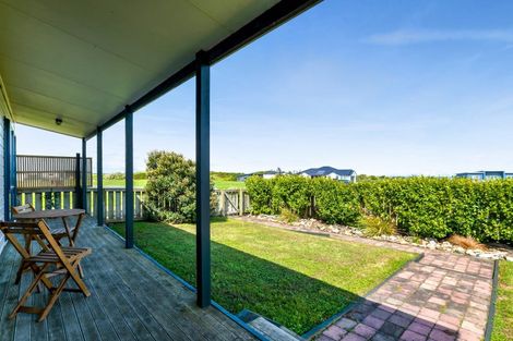 Photo of property in 10 Rosemount Road, Waverley, 4591