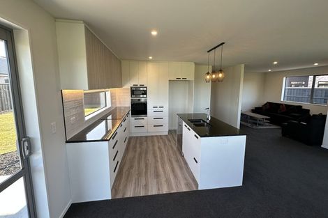 Photo of property in 36 Plover Avenue, Amberley, 7410