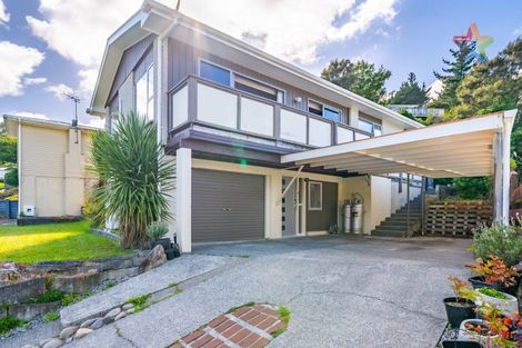 Photo of property in 6 Gawler Grove, Wainuiomata, Lower Hutt, 5014